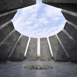 아르메니아 대학살 추모관, 예레반
