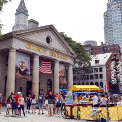 昆西市場（Quincy Market）