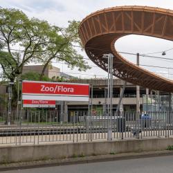 Estación de metro Zoo/Flora