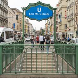 Métro Karl-Marx-Straße