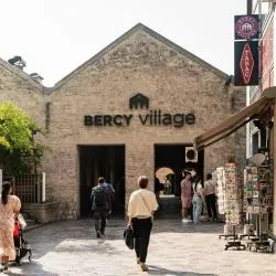 베르시 빌라주, 파리