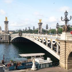 Cầu Pont Alexandre III