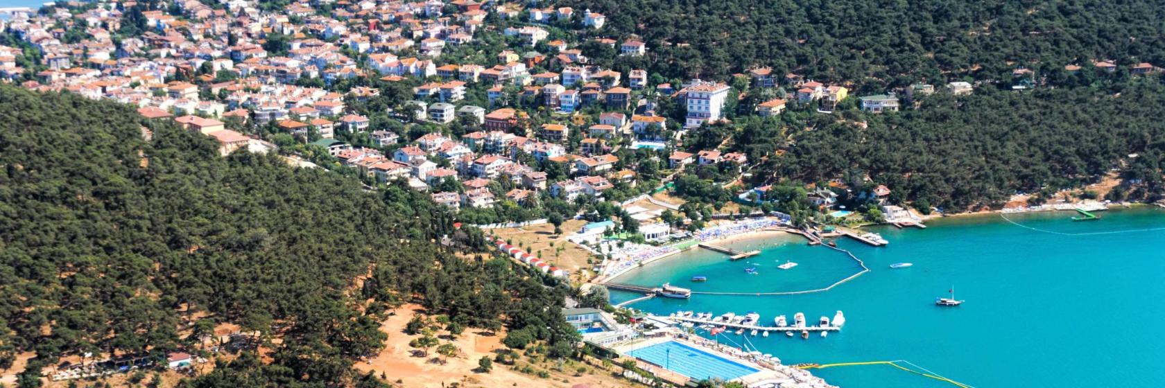 The Best Heybeliada Hotels Where To Stay On And Around Heybeliada Turkey [ 560 x 1680 Pixel ]