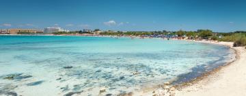 Lejlighedshoteller i Porto Cesareo-strandene