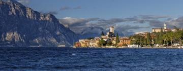 Hotele w regionie Jezioro Garda