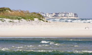 โรงแรมในWilmington Island Beaches