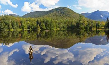 Hotels in Adirondack Mountains
