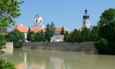 Hotels in Szigetkoz