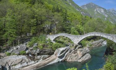 Mga hotel sa Canton of Ticino