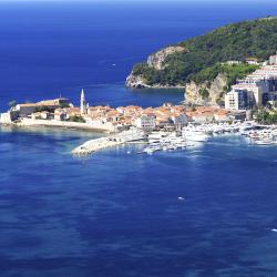 Budva County 6家分契式公寓