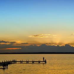 Lake Steinhude 38 lake house rentals