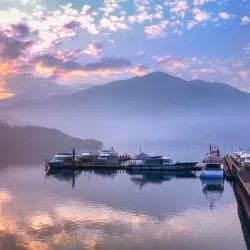 南投県 12軒のシャレー