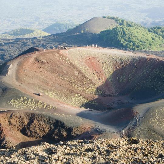 エトナ火山を散策
