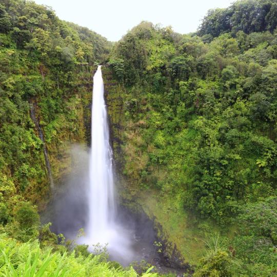 De watervallen van Akaka