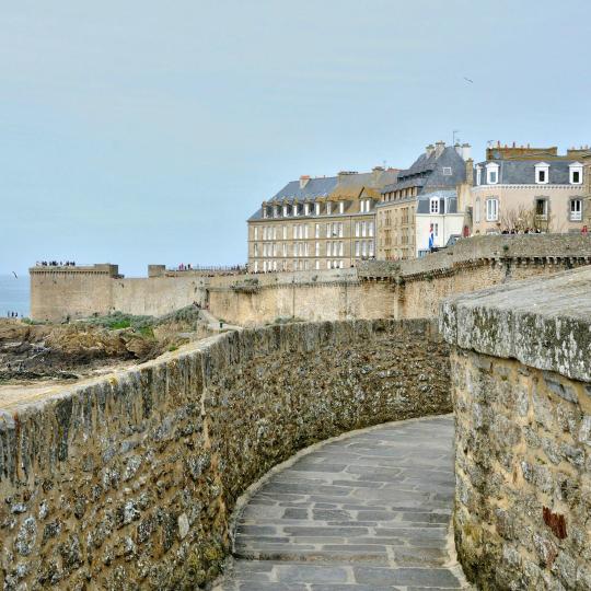 Ang Saint-Malo Ramparts