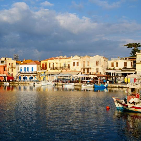 Fortaleza y puerto veneciano de Rethymno