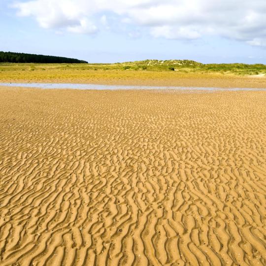 25 kilomètres de plage de sable