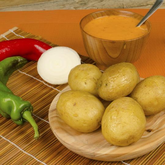 Papas arrugas con salsa mojo, specialità di San Juan