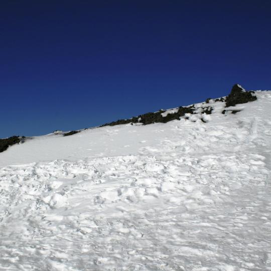 Neige, ski et panorama impressionnant à Sila