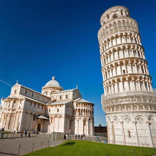 Torre Inclinada e Basílica de Pisa