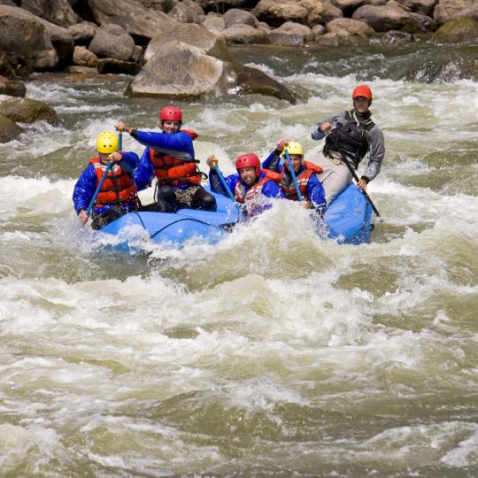 Whitewater rafting on the Derwent River
