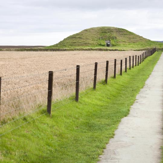 El antiguo Maeshowe de las Órcadas