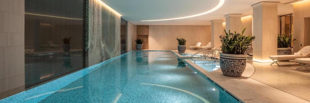 Saint James Paris, Wellness Hotel with swimming pool in Paris 16