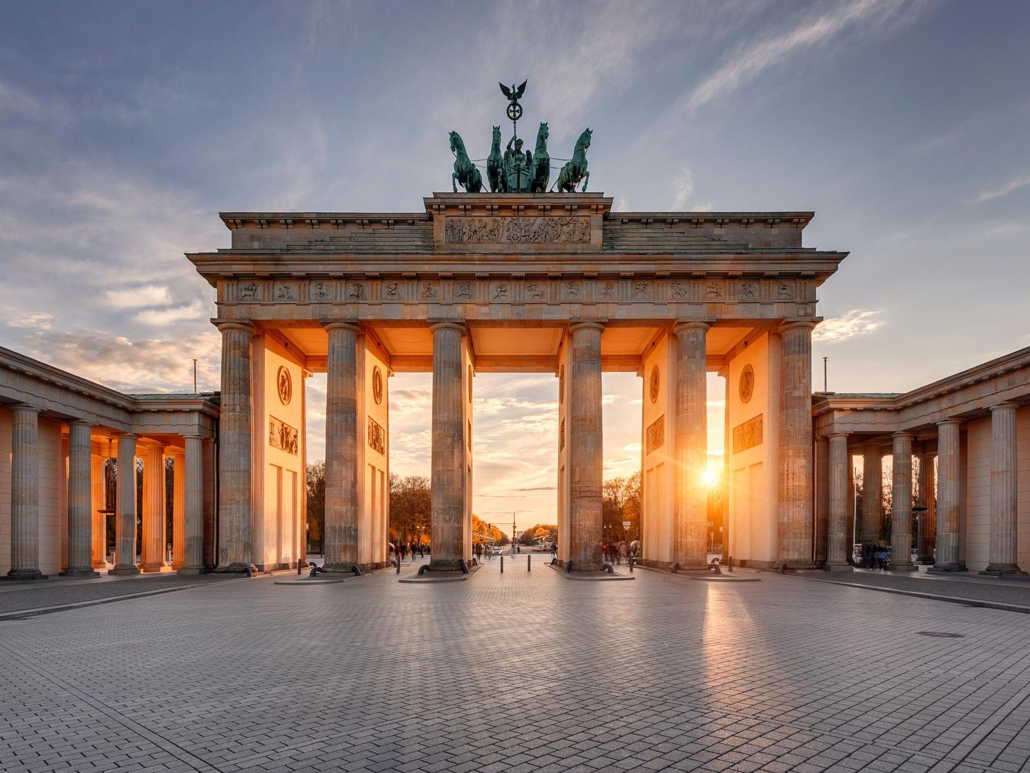 Where To Stay Near Berlin S Brandenburg Gate Booking Com