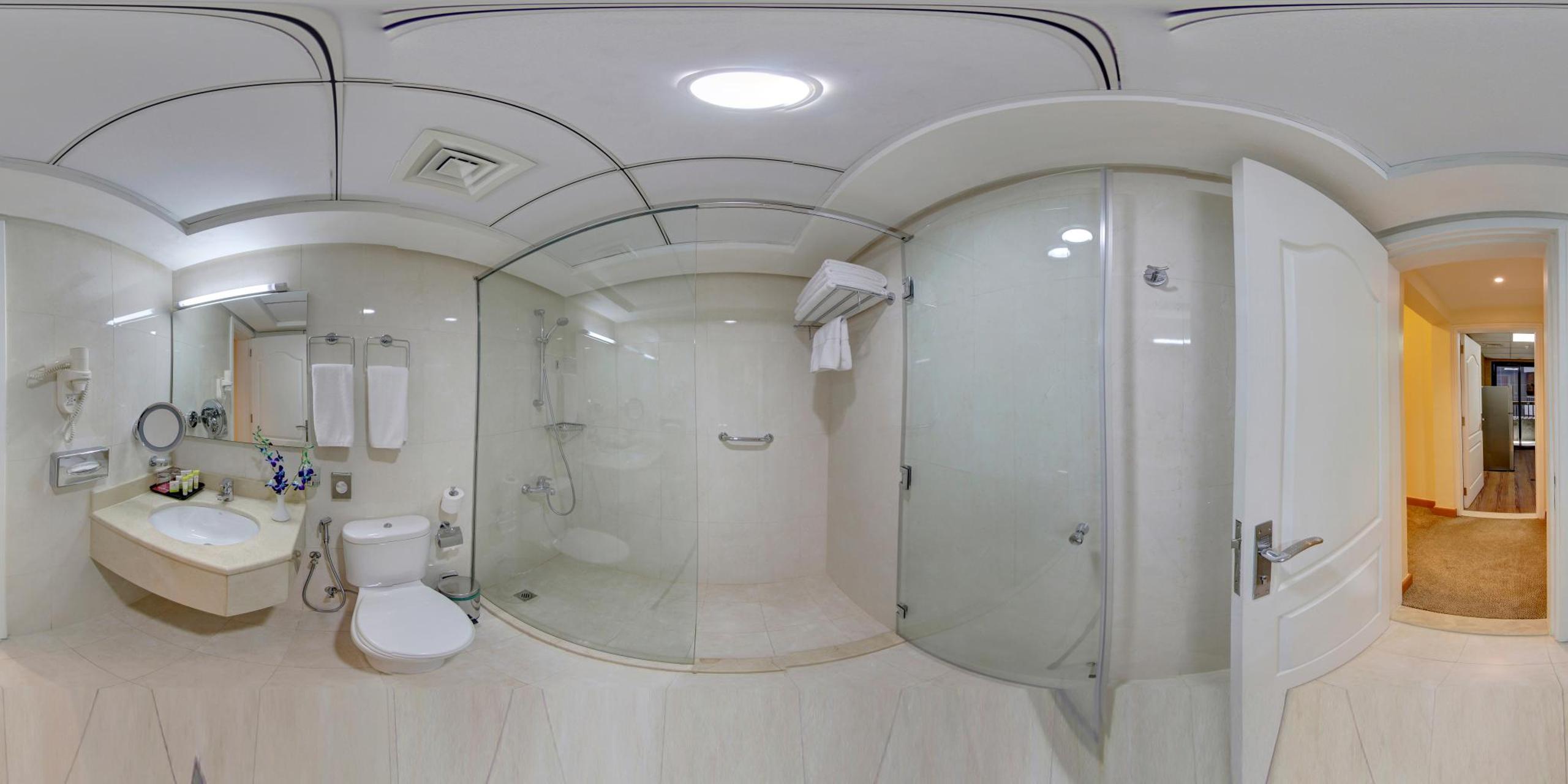 Ramada Hotel & Suites by Wyndham Ajman, Ajman (updated prices 2025)