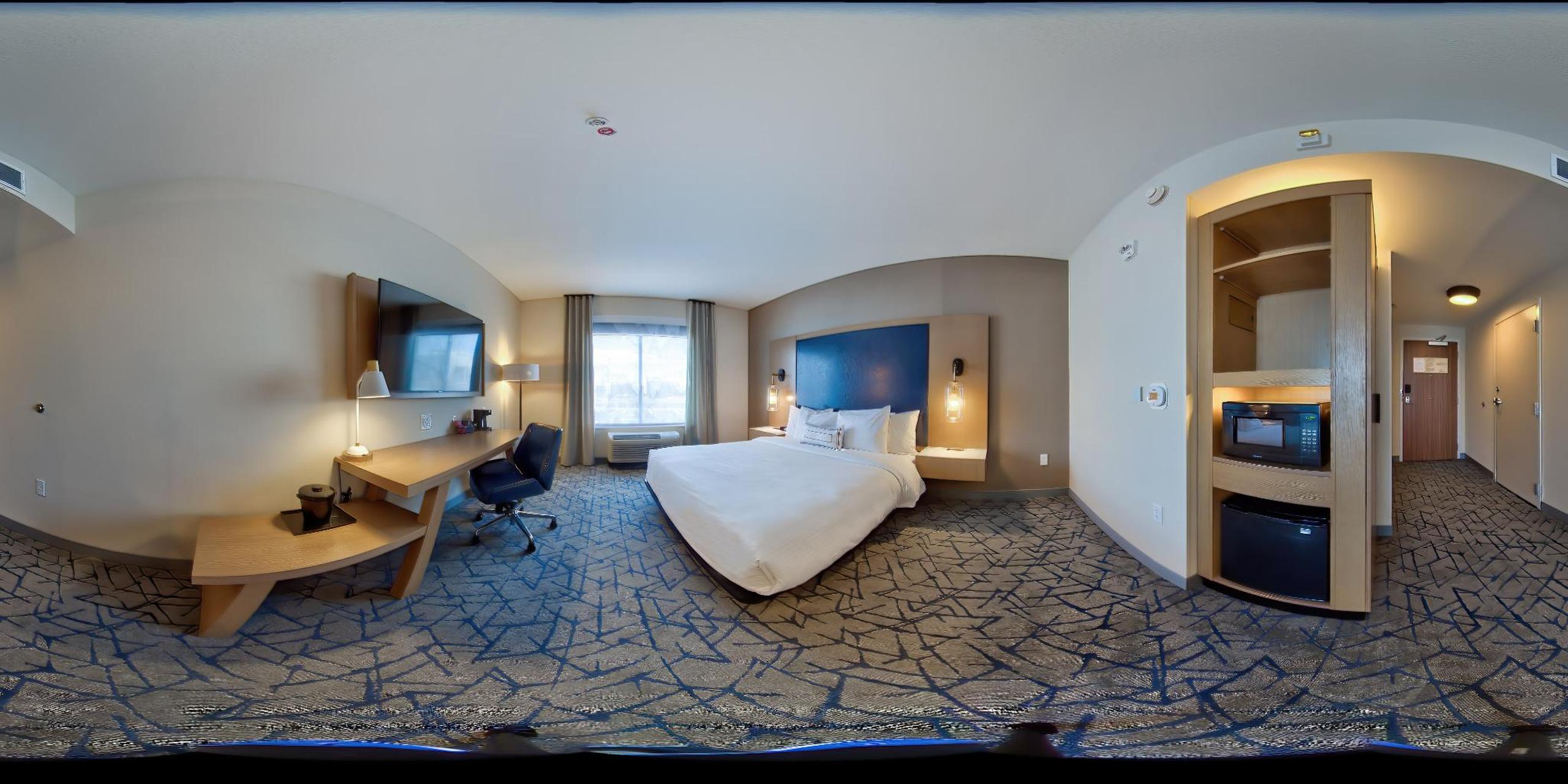 Fairfield Inn & Suites Denver Airport At Gateway Park www.booking.com