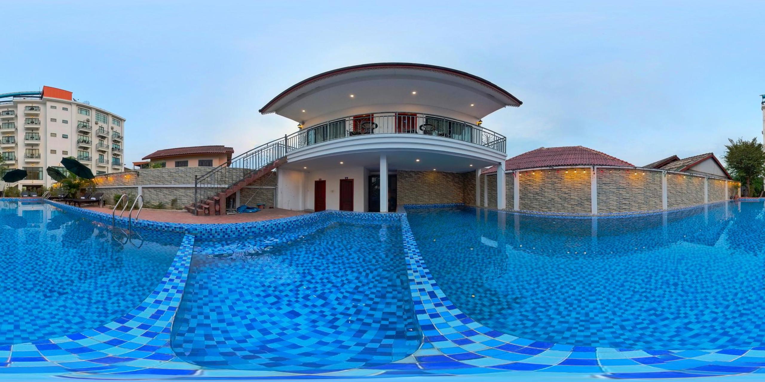 Confetti Garden Hotel, 방비엥 (2024 신규 특가)