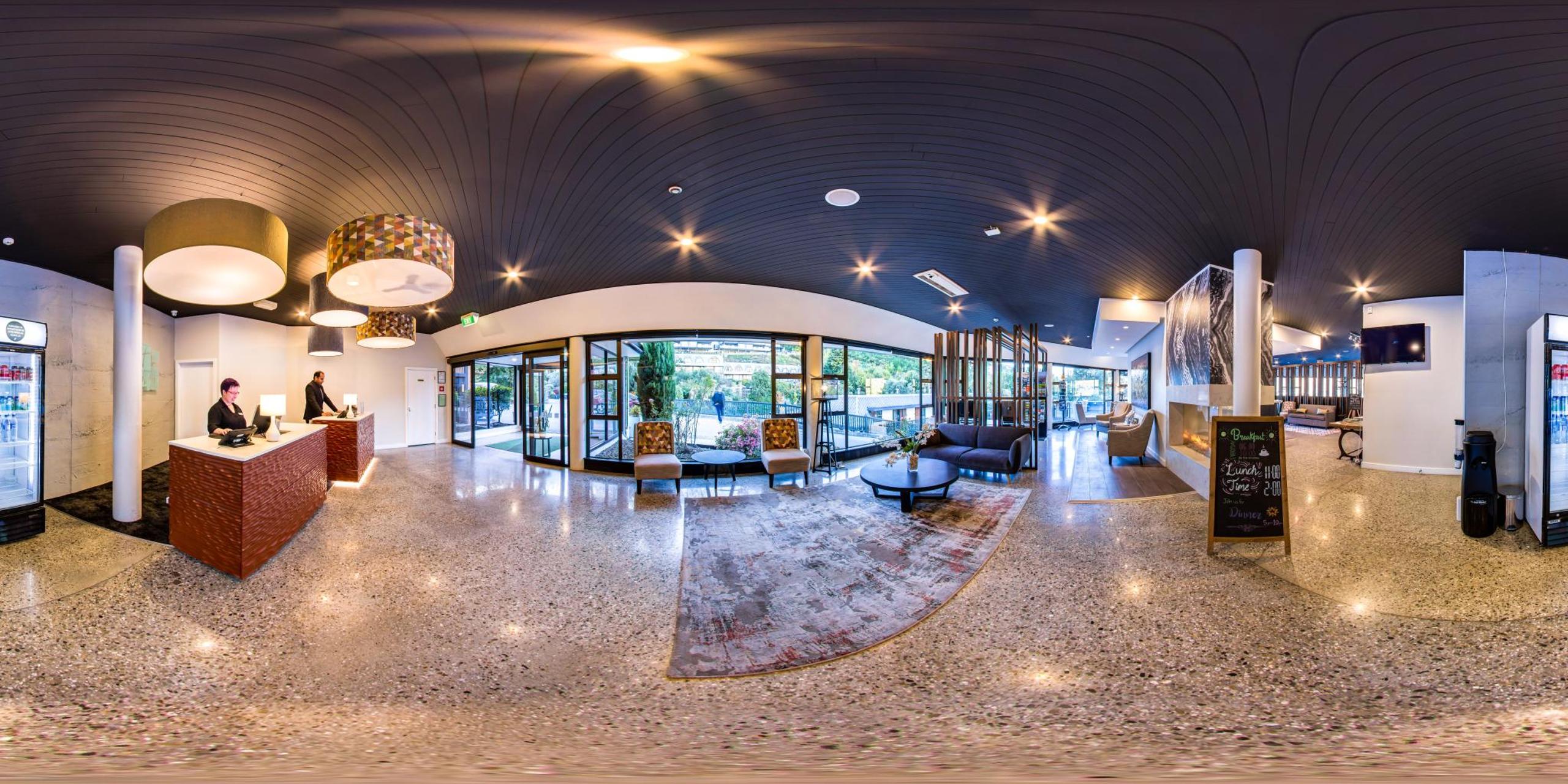 Holiday Inn Queenstown Frankton Road, an IHG Hotel, Queenstown (updated