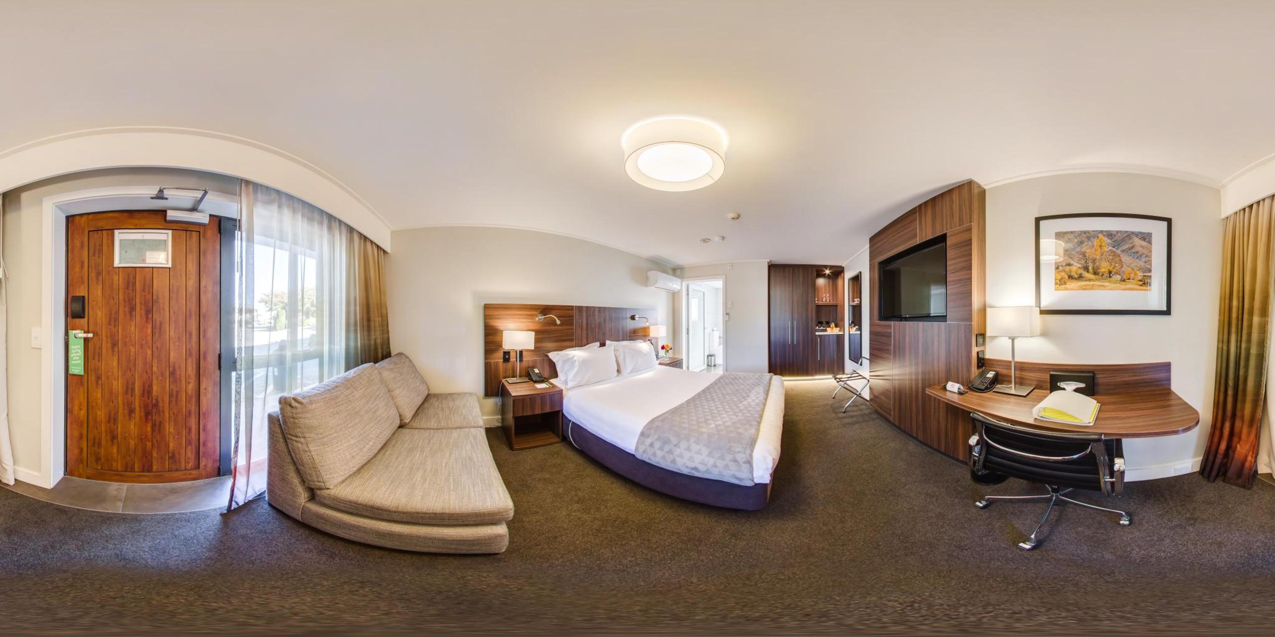 Holiday Inn Queenstown Frankton Road, an IHG Hotel, Queenstown (updated