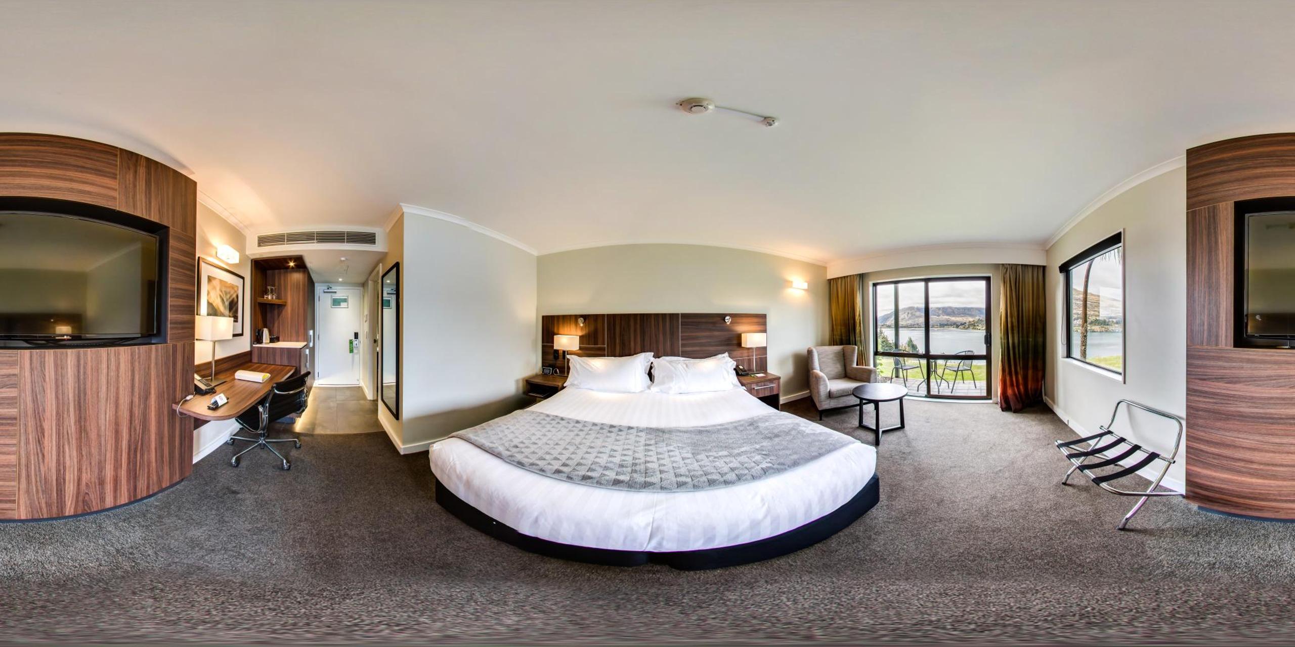 Holiday Inn Queenstown Frankton Road, an IHG Hotel, Queenstown (updated
