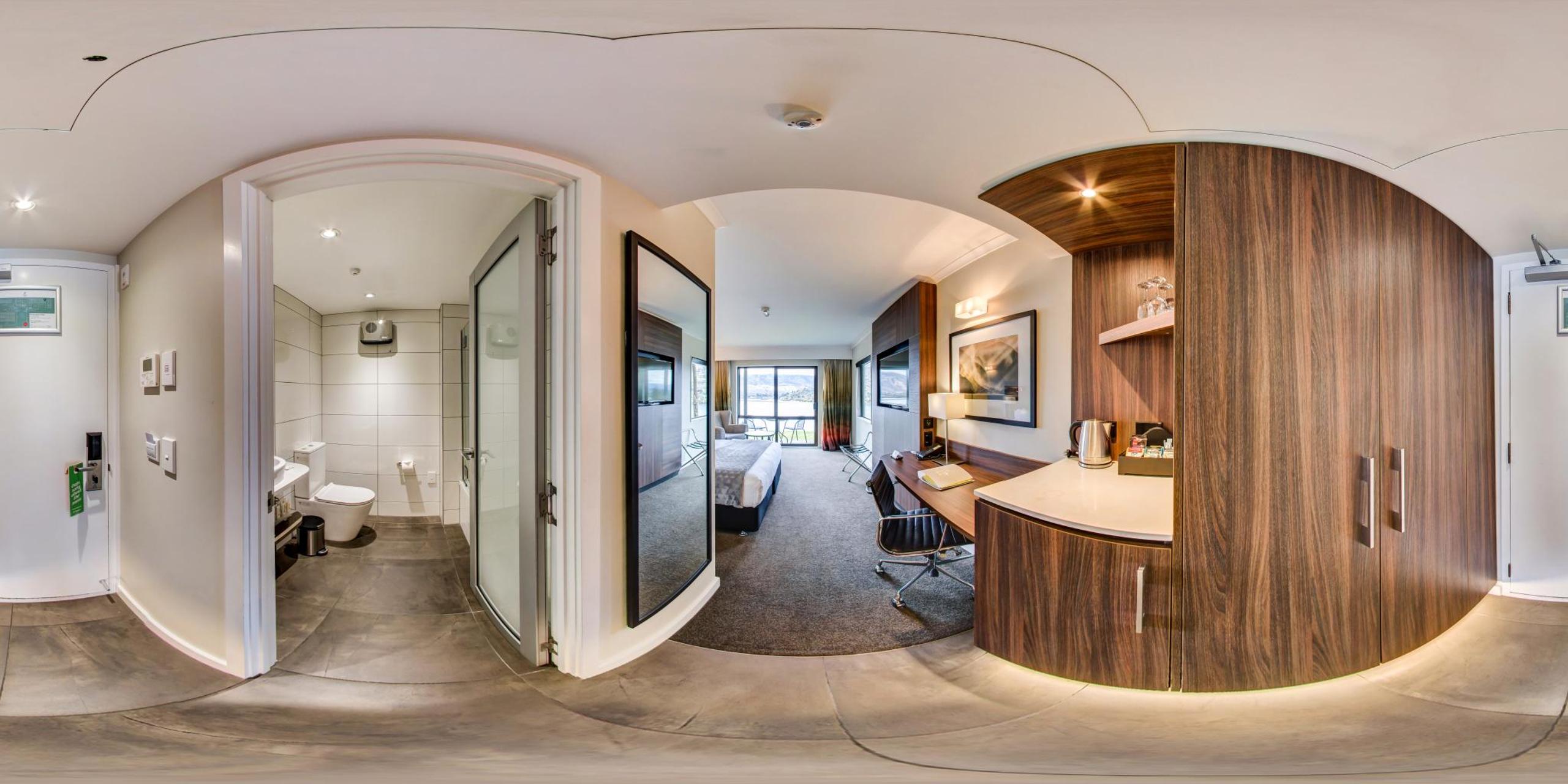 Holiday Inn Queenstown Frankton Road, an IHG Hotel, Queenstown (updated