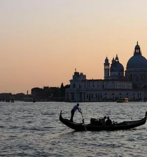 venice city tour booking