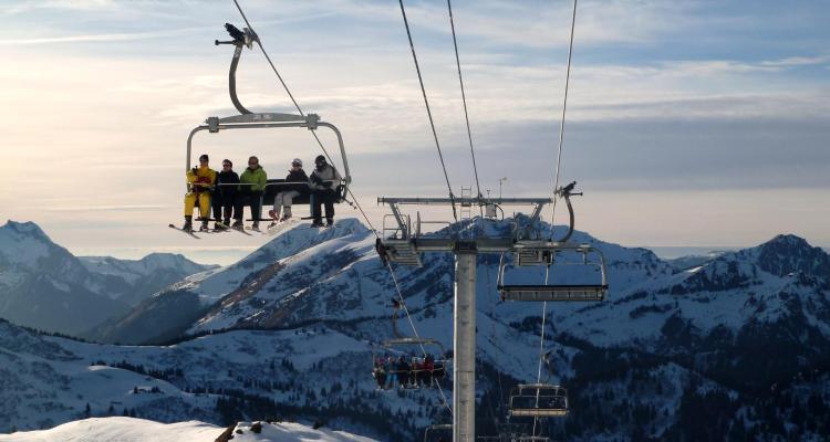 10 nejlepších lyžařských středisek ve Francii | Booking.com