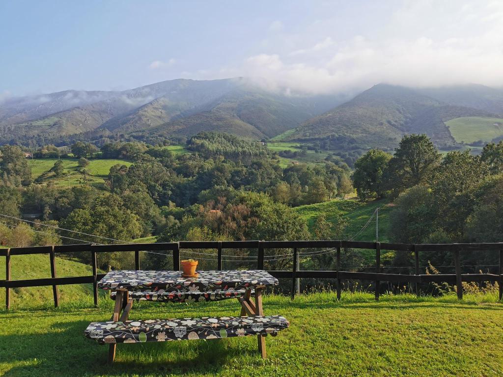 Sendero del Agua, San Vicente del Monte – Updated 2022 Prices