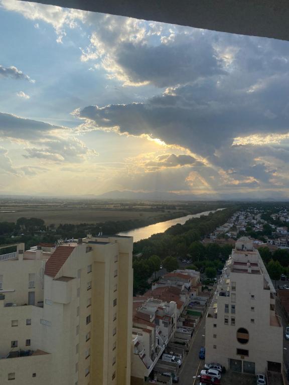 Les couchers de soleil à Empuriabrava, Empuriabrava – Updated ...