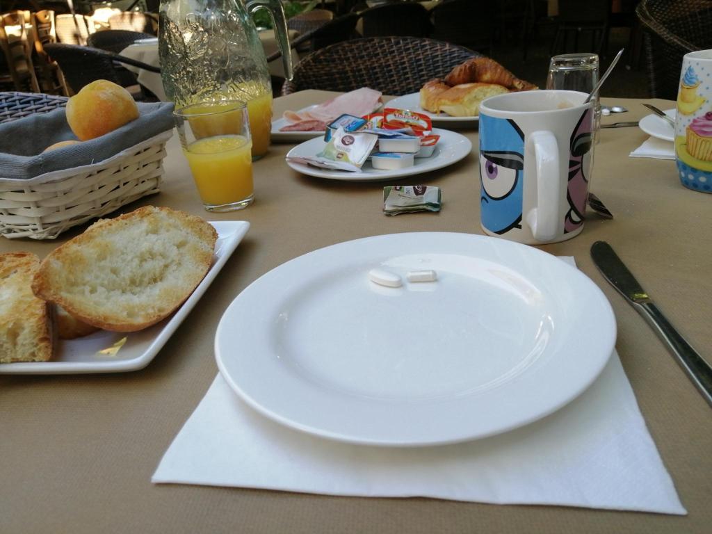Hostal El Palacio, Valencia de Don Juan – Updated 2022 Prices