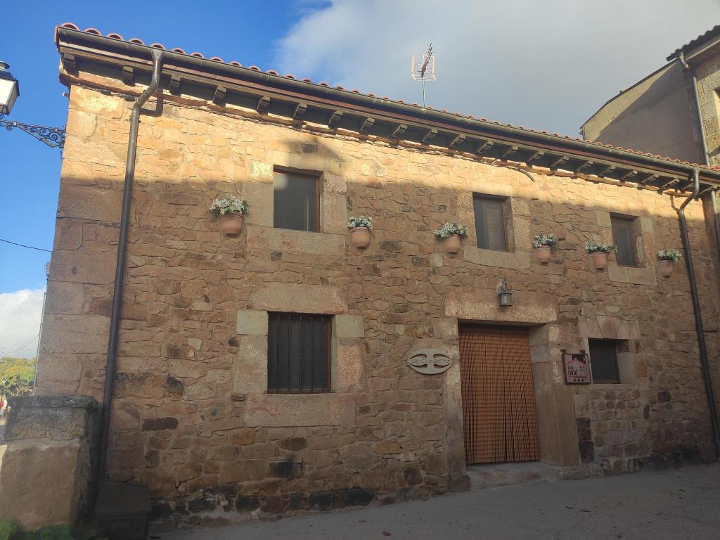 La Chascona, Pedrajas – Updated 2022 Prices