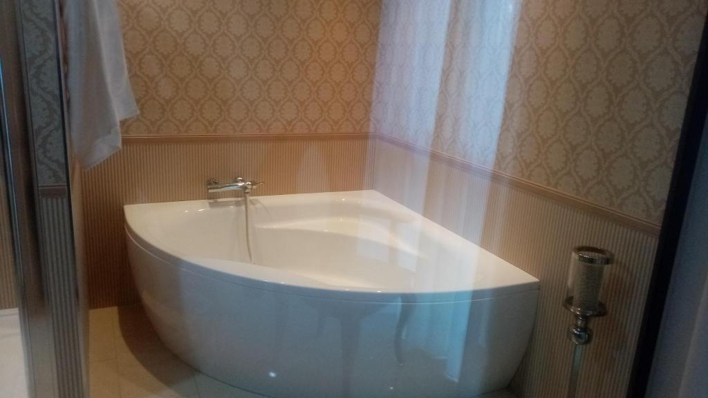 Hotel El Capricho, Villanueva del Trabuco – Precios ...