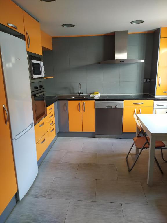 Precioso apartamento en el centro de Jaca, Jaca – uppfærð ...