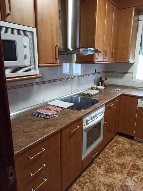 LA CASA DEL MONTE, Granja Llumes – Precios actualizados 2022