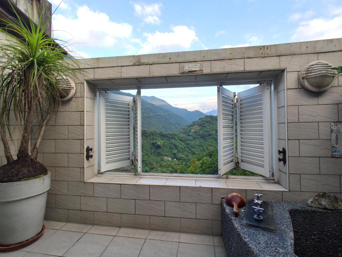 烏來區祕境花園溫泉會館 2021 年最新房價