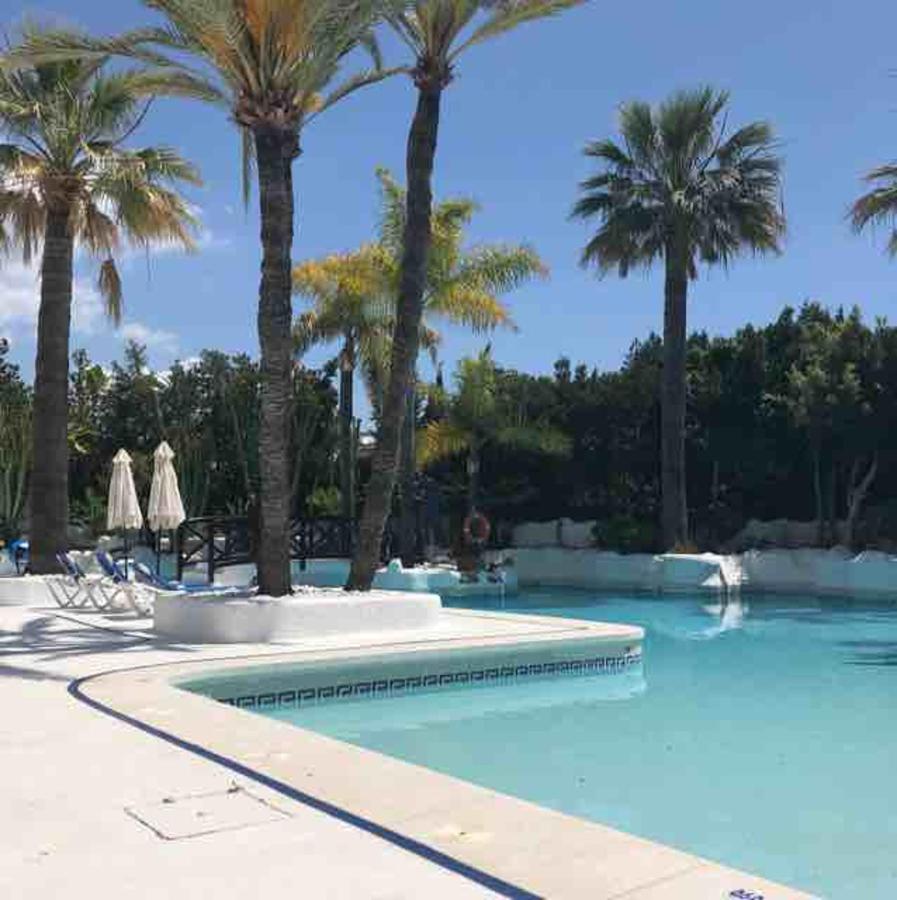 Luxury apartment in La Isla, Puerto Banus (Marbella ...