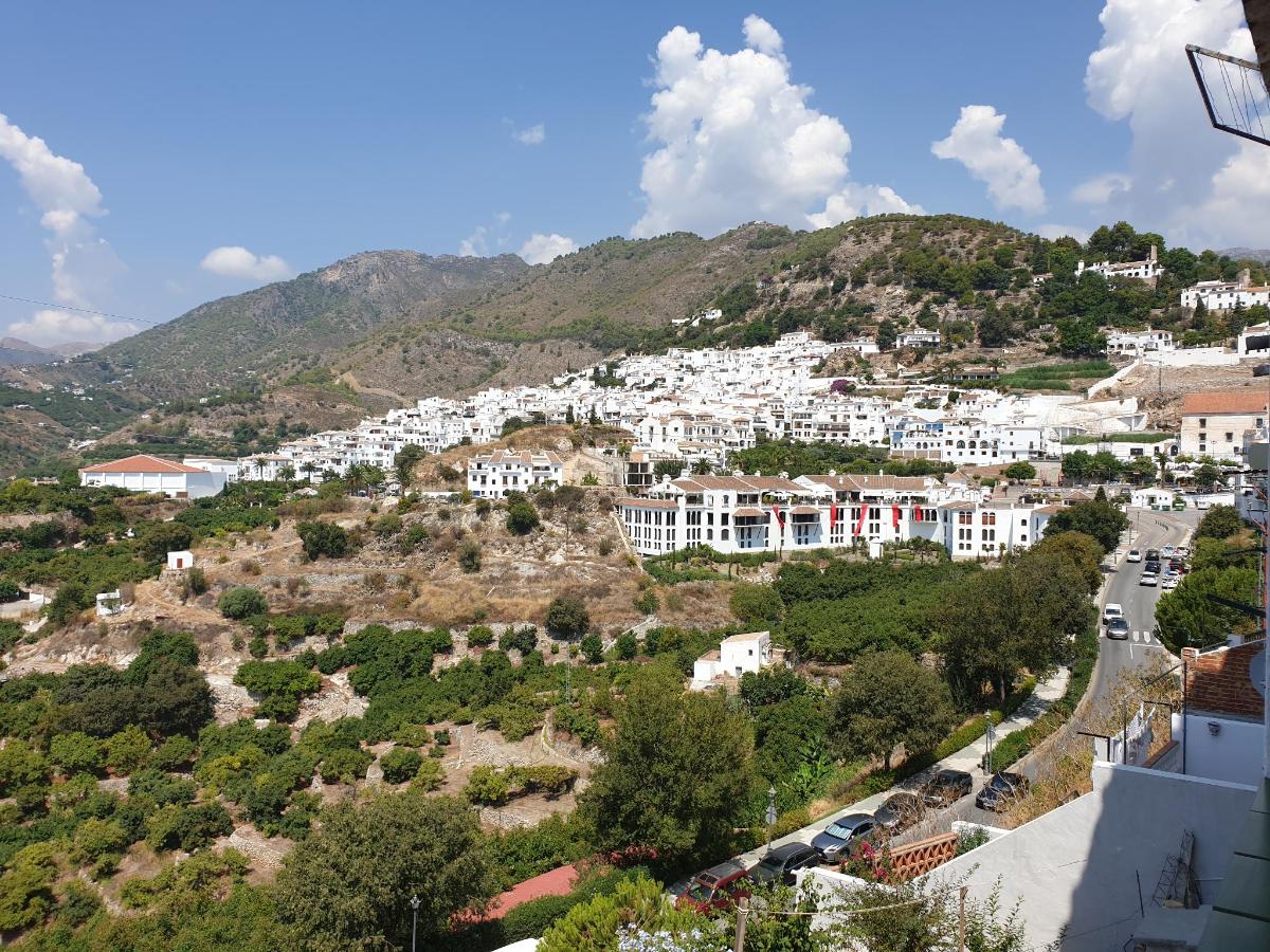 Vacation Home La casa de Villena, Frigiliana, Spain - Booking.com