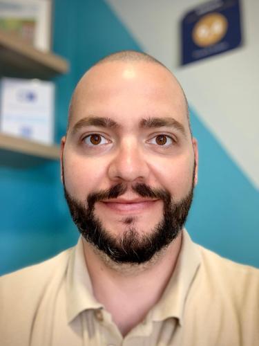 Nikos