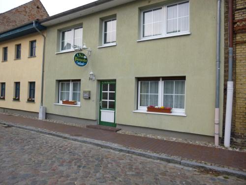 Pension am Peeneufer UG