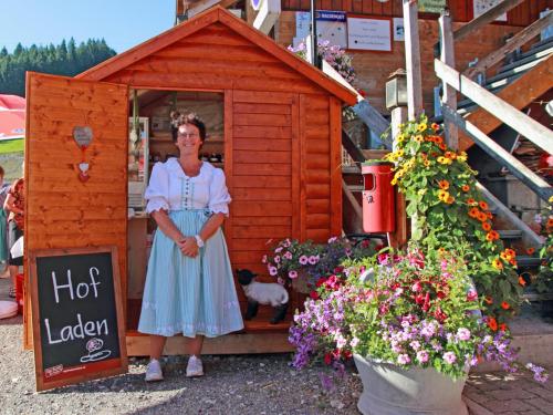 Herzlich willkommen im Haflingerhof, Ihre Jeannette Kuriger
